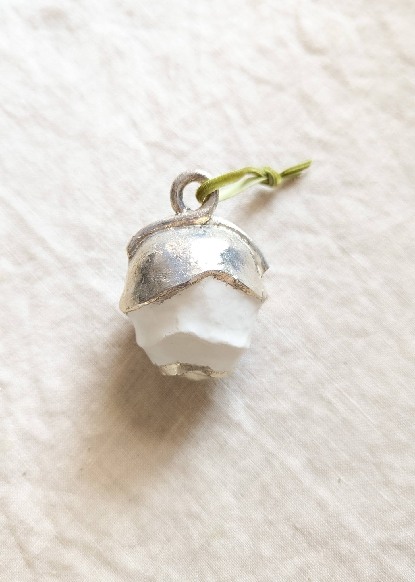 Strange Holidays: Pomme de pin by Elena Mahno